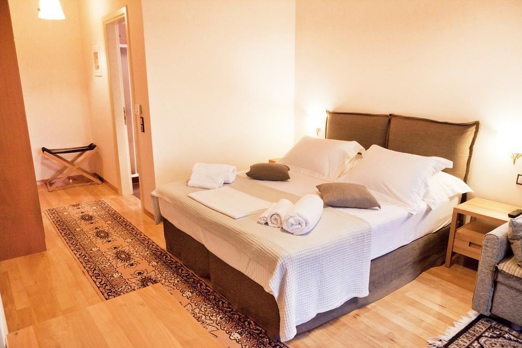 Elova Hotel Zatouna Bagian luar foto